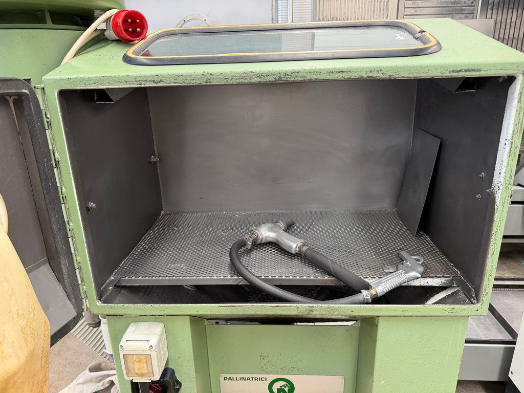 Sabbiatrice pallinatrice industriale con ciclone NORDBLAST usata il Metalmeccanico Di M