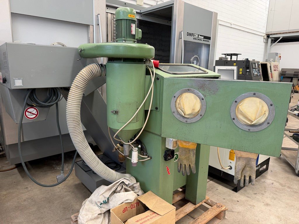 Sabbiatrice pallinatrice industriale con ciclone NORDBLAST usata il Metalmeccanico Di M