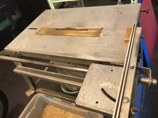 Sega circolare da banco 380V usata il Metalmeccanico Di M