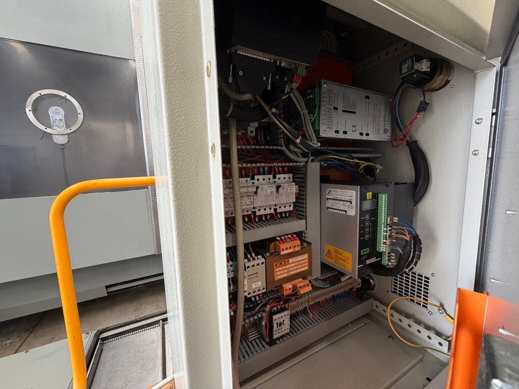 Segatrice a nastro automatica PEDRAZZOLI BROWN 270 S AP-CN usata il Metalmeccanico Di M