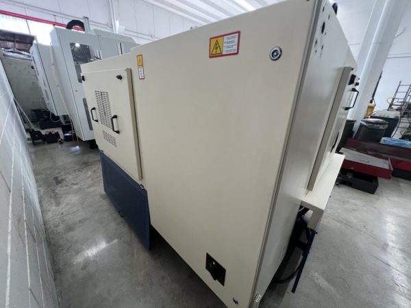 Tornio cnc 2 assi DIAMOND SJ 22 usato