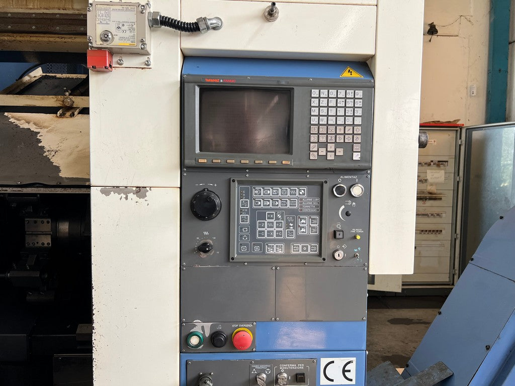 Tornio cnc 2 assi TAKAMAZ X20 HI SERVER con gantry loader usato il Metalmeccanico Di M