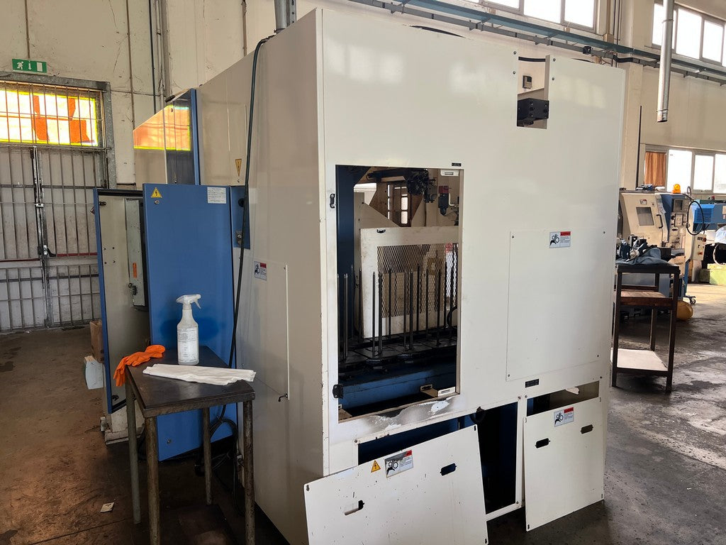 Tornio cnc 2 assi TAKAMAZ X20 HI SERVER con gantry loader usato il Metalmeccanico Di M