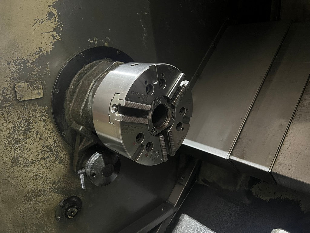 Tornio cnc 3 assi HARDINGE CONQUEST T42L motorizzato usato il Metalmeccanico Di M
