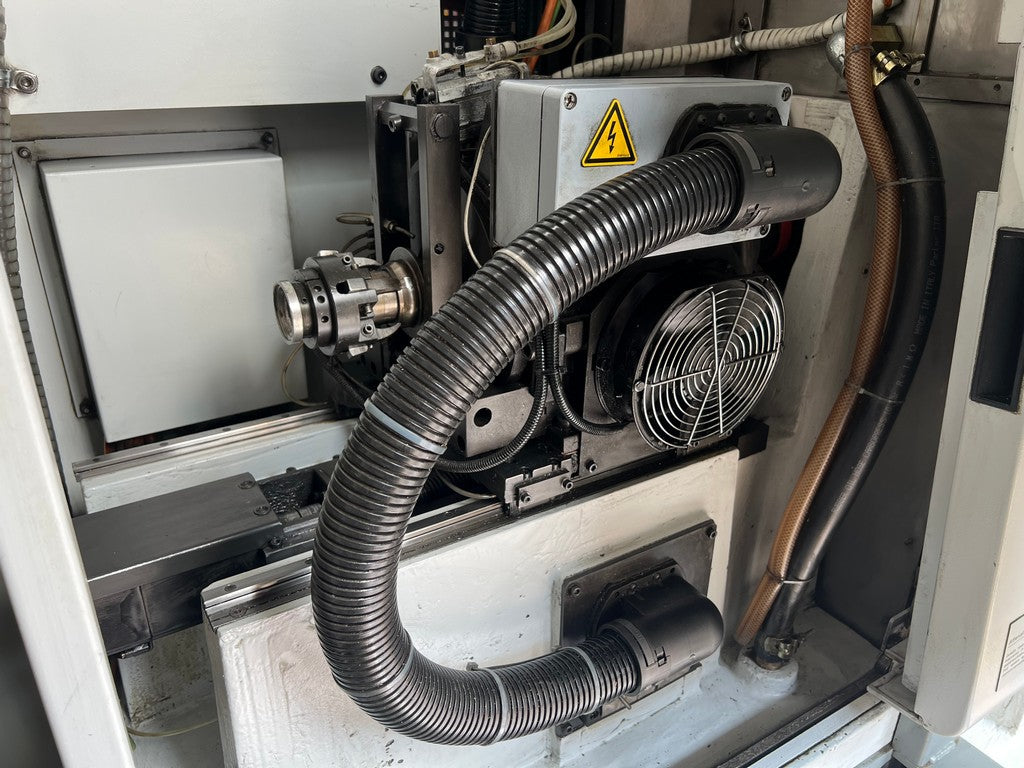 Tornio cnc a fantina mobile GILDEMEISTER SPEED 20-8 LINEAR usato