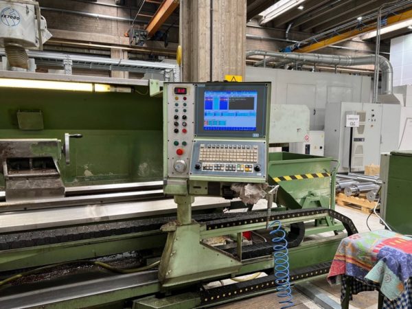 Tornio cnc banco piano GILDEMEISTER NEF 710×3000 usato il Metalmeccanico Di M