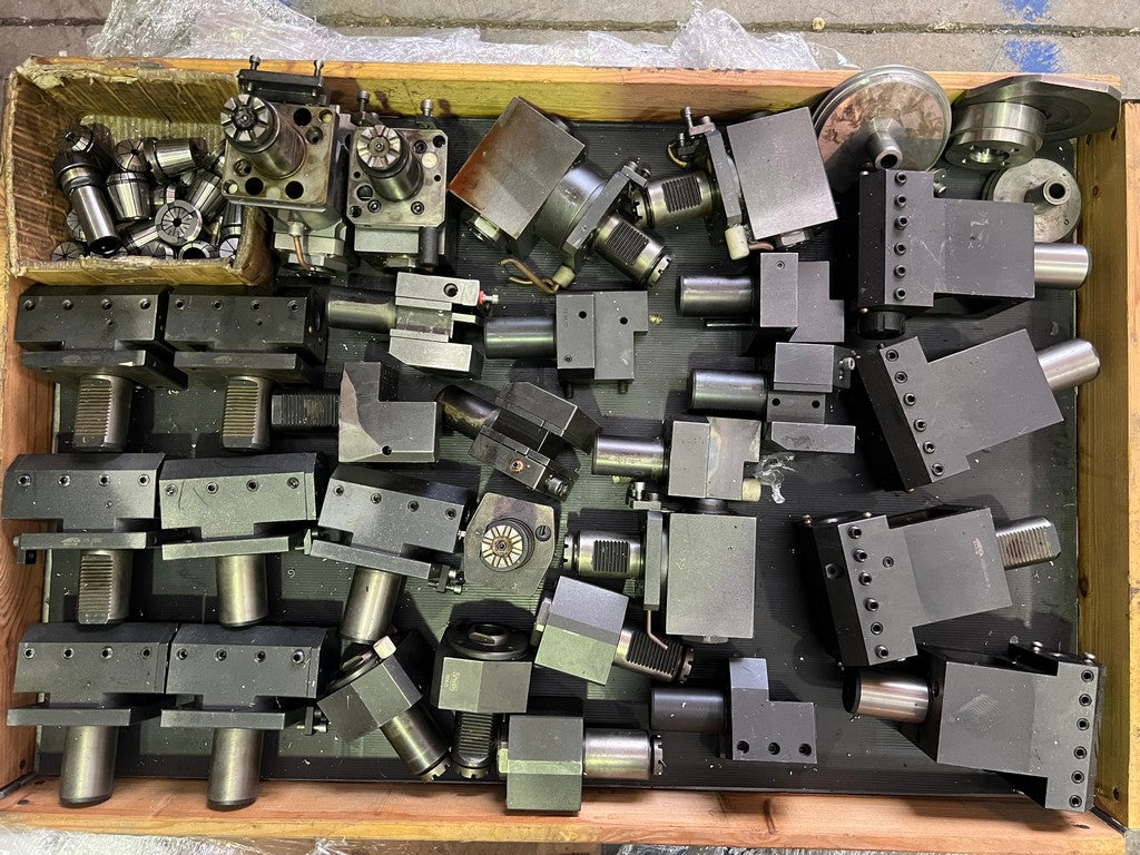 Tornio cnc motorizzato asse Y contromandrino SPINNER TC77 SMCY usato