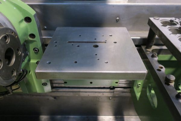 Fresatrice a controllo numerico 4 assi CB Ferrari A13 usata RICONDIZIONATA il Metalmeccanico Di M