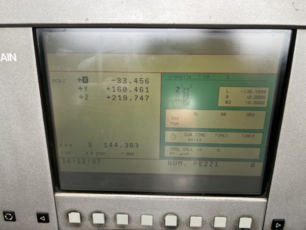 Centro di lavoro verticale ad alta velocità HERMLE C800V usato il Metalmeccanico Di M