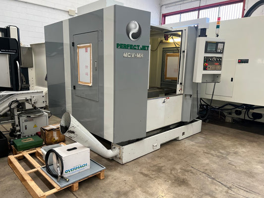 Centro di lavoro verticale PERFECT JET MCV-8 usato
