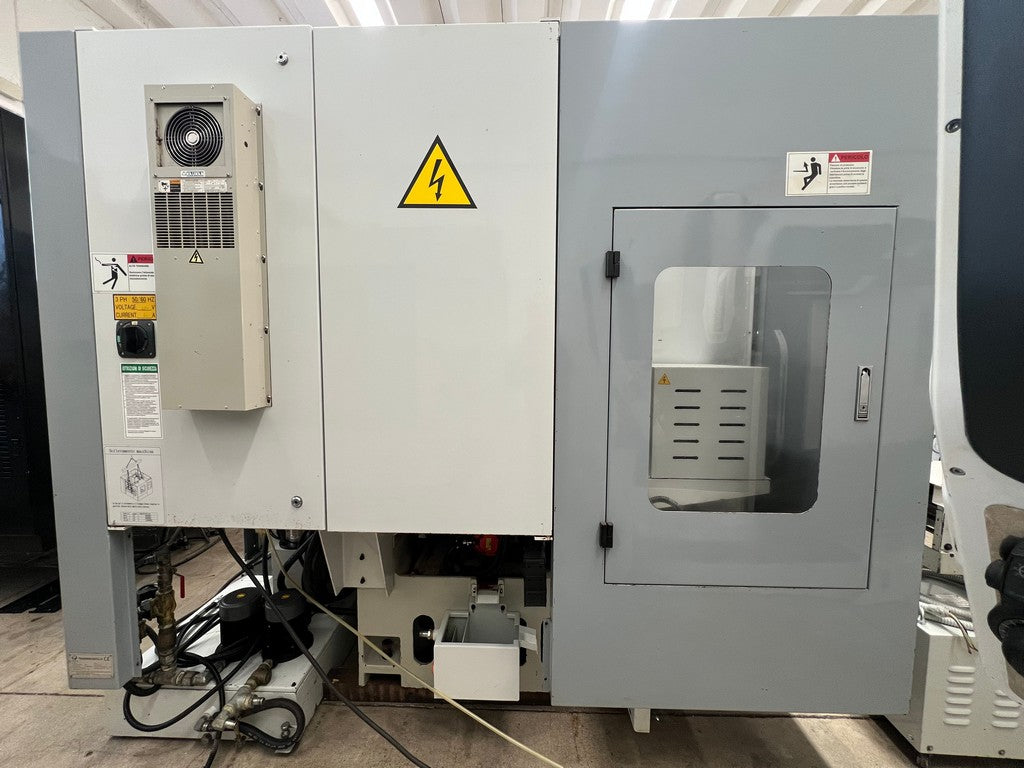 Centro di lavoro verticale PERFECT JET MCV-8 usato