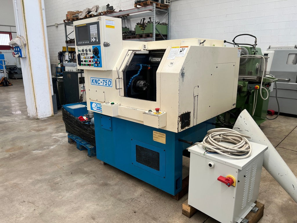 Tornio cnc 3 assi KITAMURA KNC 75D motorizzato usato