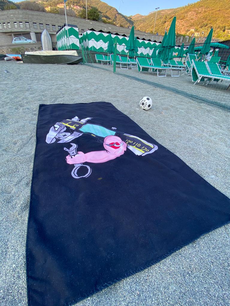 Telo Mare in Microfibra con Logo – 200x100 cm
